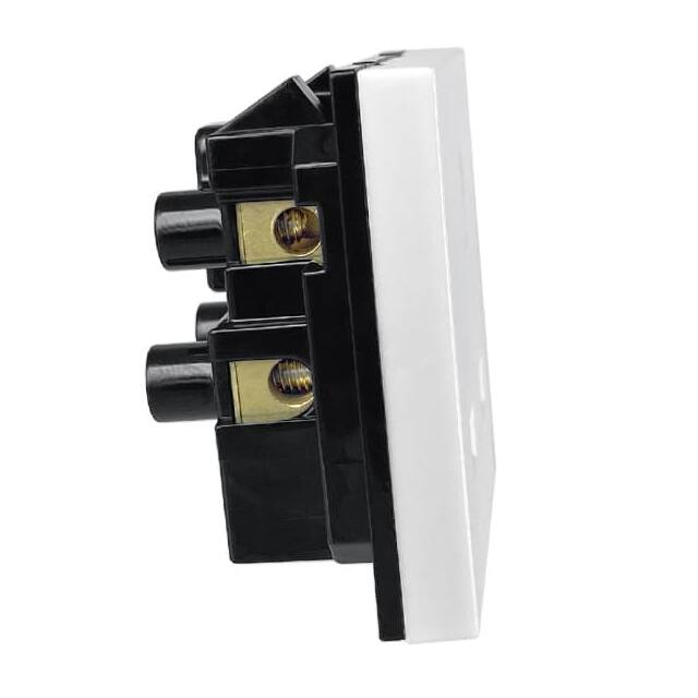 741W-C/02 Qualtek  Plugs and Receptacles